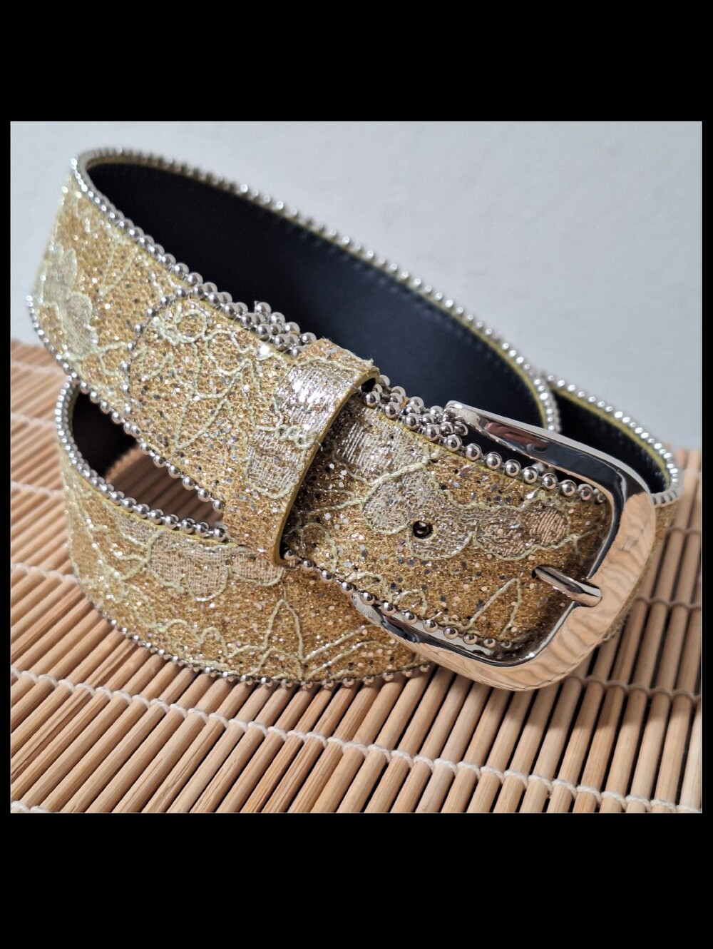 Gold Glitter Embellished Western Belt with Silver Buckle M- L - Picture 4 of 4